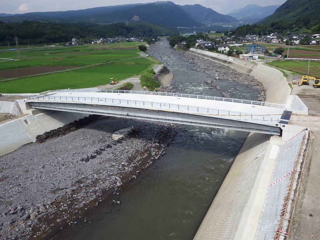 外牧大林線（代官橋）防災・安全交付金（橋梁上部工）工事