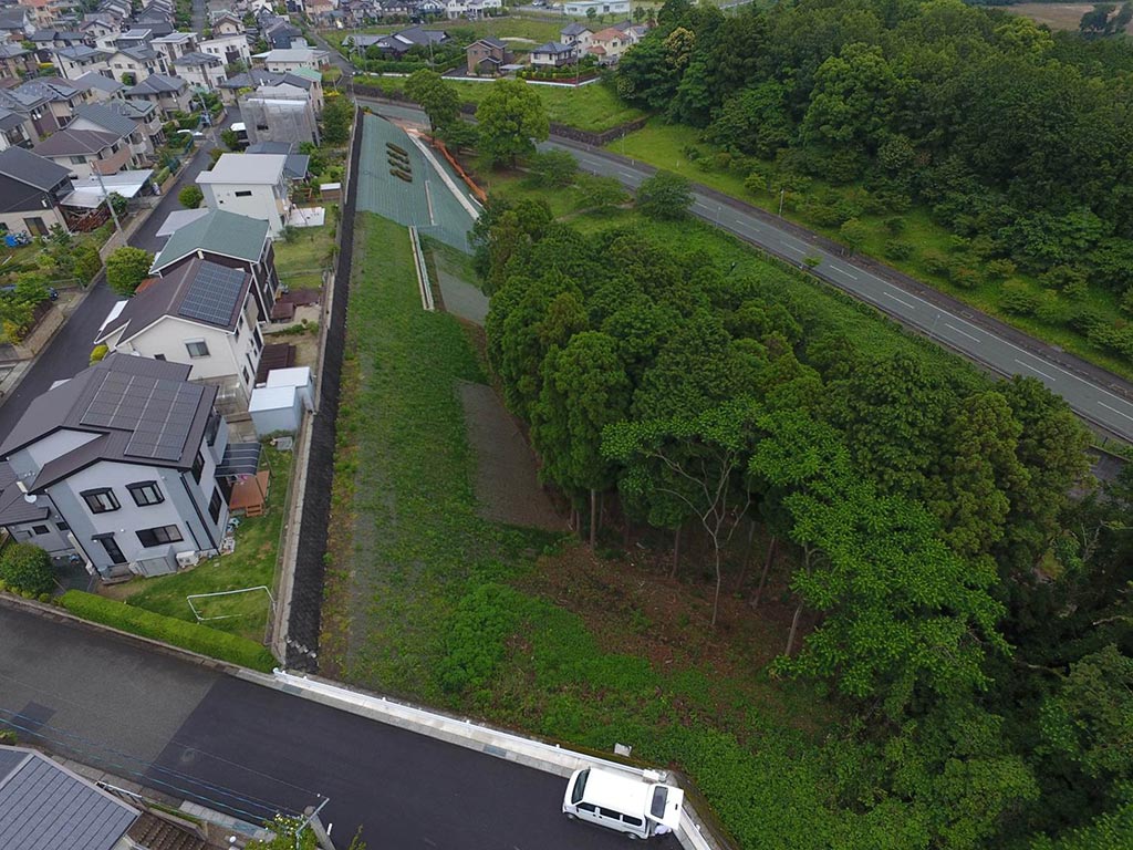 大規模盛土活動崩落対策工事（美咲野地区）