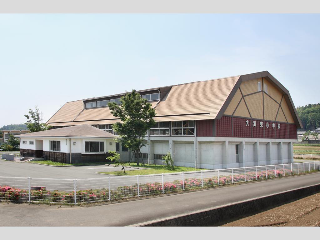 大津東小学校 体育館